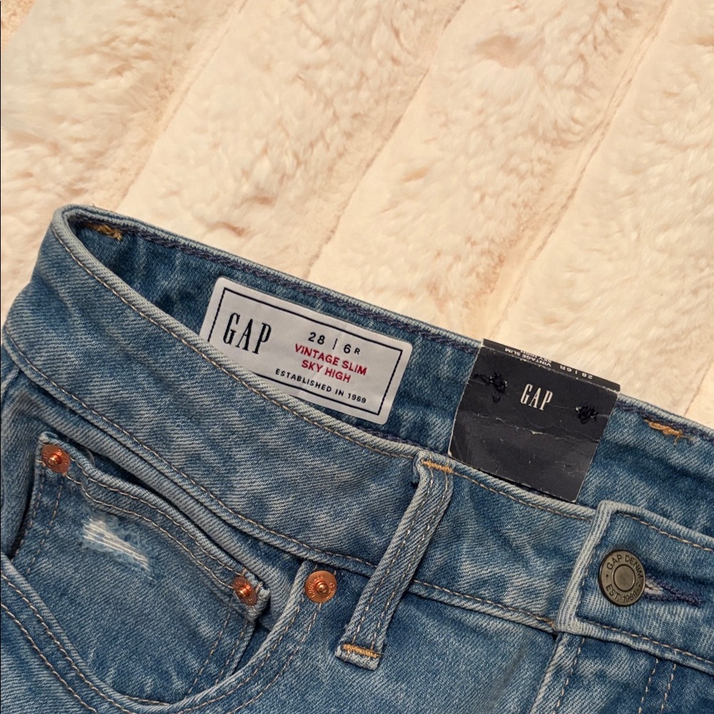 GAP Women's High Rise Vintage Slim Jeans - Light Blue
